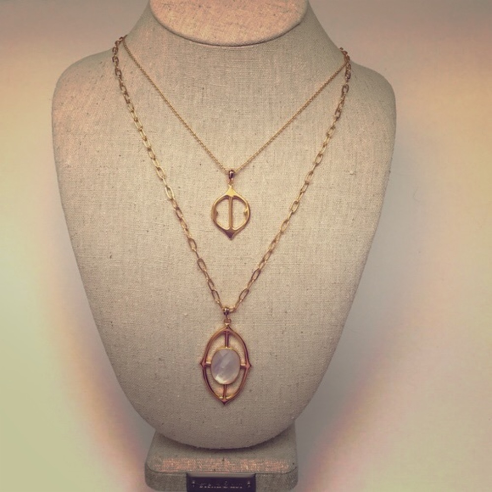 Stella&Dot NWOT gold fortuna necklace